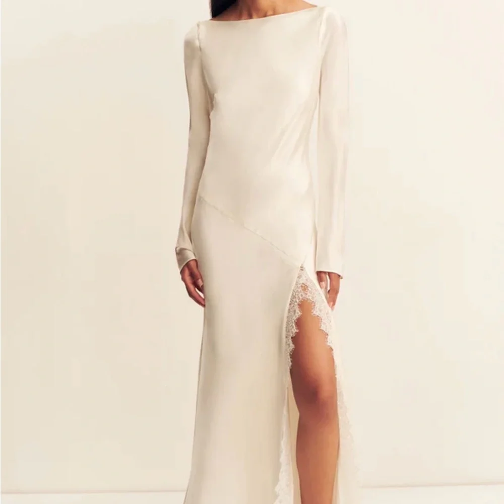 Shona Joy Wedding Gown - Picture 4 of 5